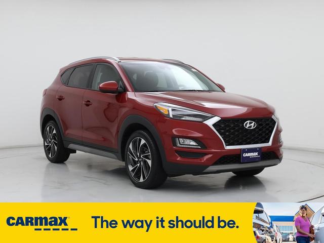 Photo of 2021 Red Hyundai TUCSON