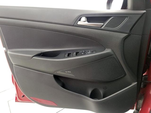 Photo of 2021 Red Hyundai TUCSON