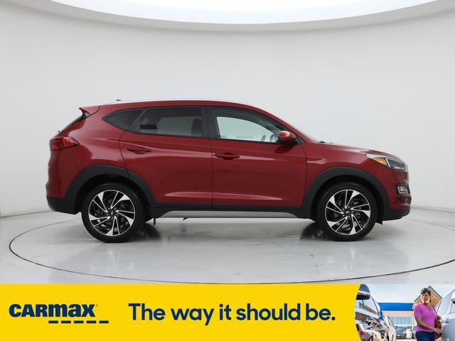 Photo of 2021 Red Hyundai TUCSON