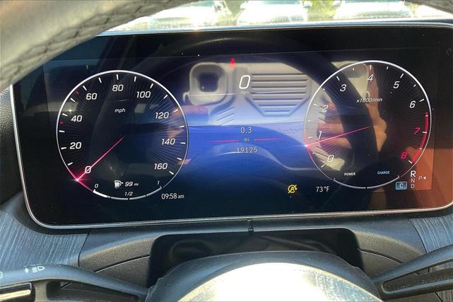 Photo of 2023 Sienna Mercedes-Benz C-Class