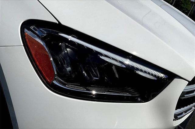 Photo of 2025 White Mercedes-Benz GLE 350