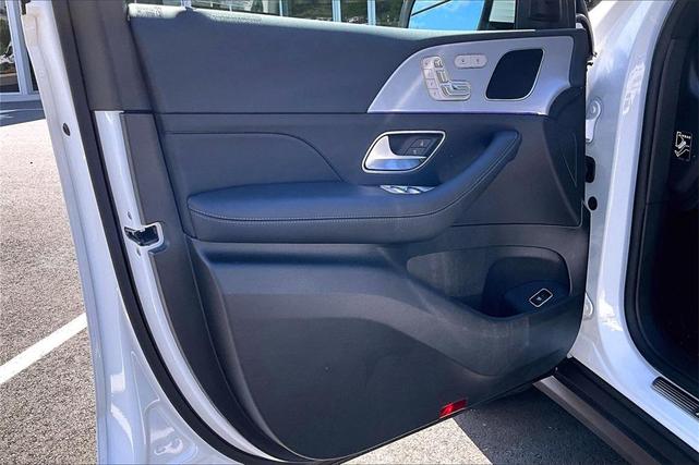 Photo of 2025 White Mercedes-Benz GLE 350