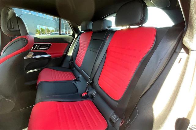 Photo of 2026 Polar White Mercedes-Benz AMG GLC 43