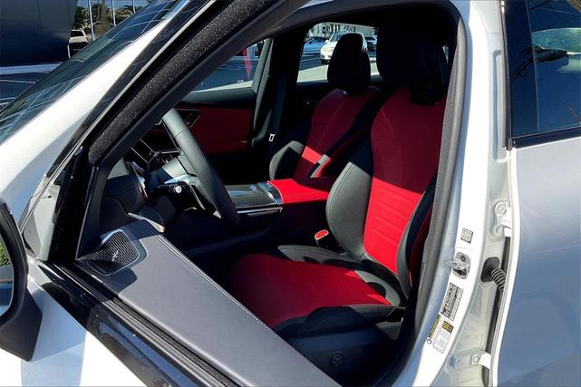 Photo of 2026 Polar White Mercedes-Benz AMG GLC 43