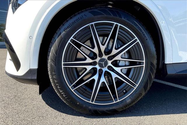 Photo of 2026 Polar White Mercedes-Benz AMG GLC 43