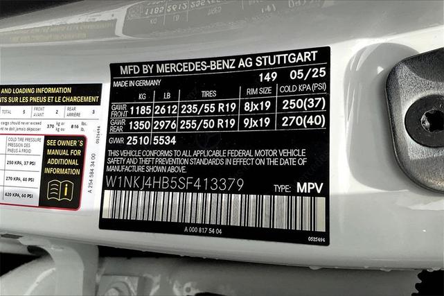 Photo of 2025 Polar White Mercedes-Benz GLC 300