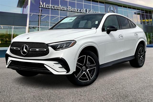 Photo of 2025 Polar White Mercedes-Benz GLC 300