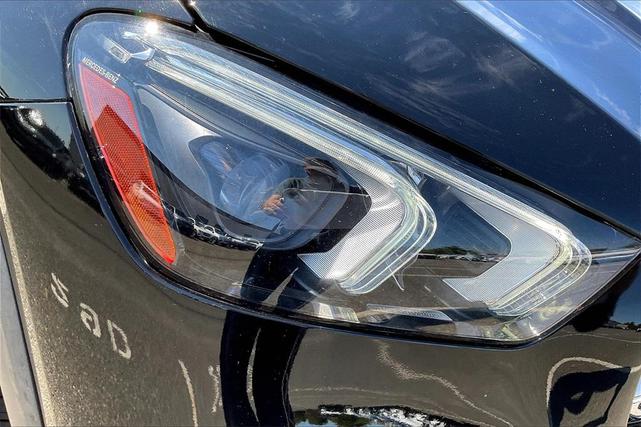 Photo of 2022 Black Mercedes-Benz GLE 350