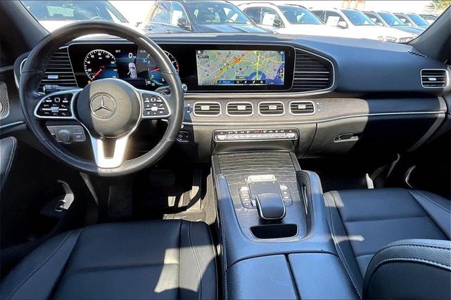 Photo of 2022 Black Mercedes-Benz GLE 350
