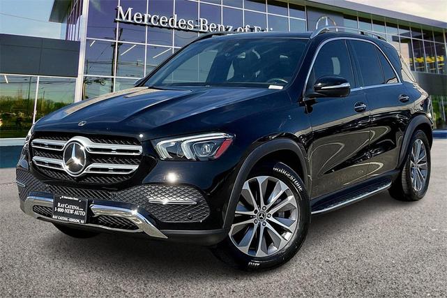 Photo of 2022 Black Mercedes-Benz GLE 350
