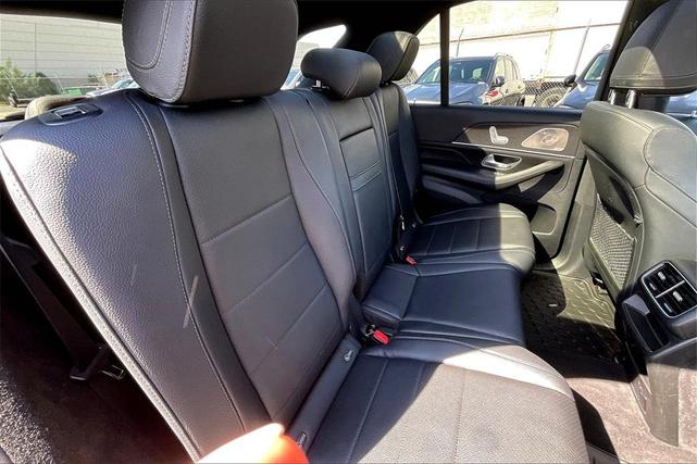 Photo of 2022 Black Mercedes-Benz GLE 350