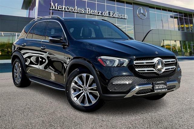 Photo of 2022 Black Mercedes-Benz GLE 350