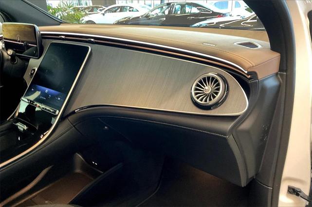 Photo of 2025 White Mercedes-Benz EQE 350