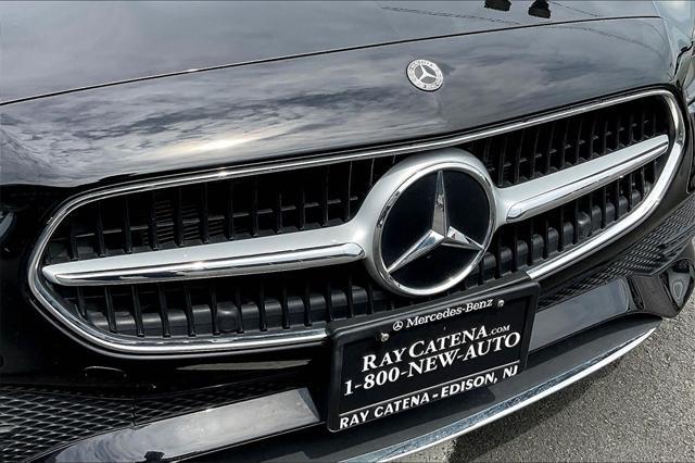Photo of 2023 Black Mercedes-Benz C-Class