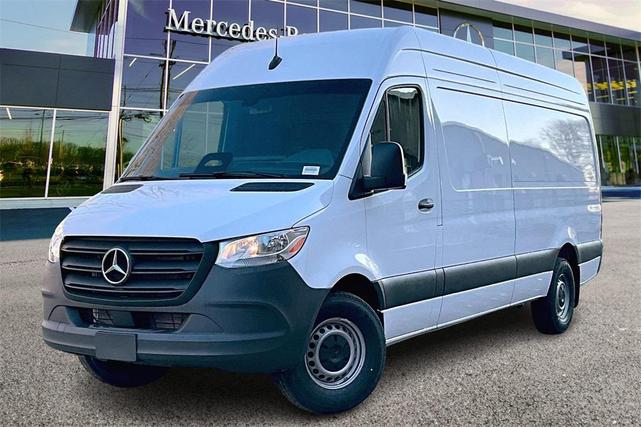 Photo of 2025  Mercedes-Benz Sprinter 2500