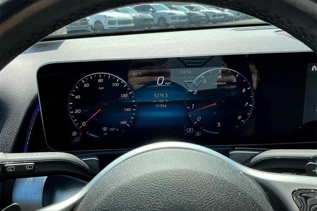 Photo of 2021 Night Black Mercedes-Benz GLB 250