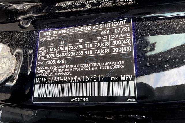 Photo of 2021 Night Black Mercedes-Benz GLB 250