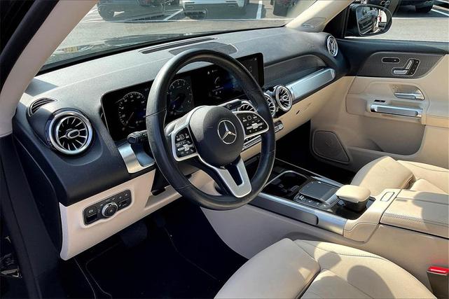 Photo of 2021 Night Black Mercedes-Benz GLB 250