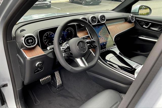 Photo of 2025 Silver Metallic Mercedes-Benz GLC 350e