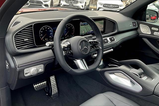 Photo of 2025 Manufaktur Card Mercedes-Benz GLS 450