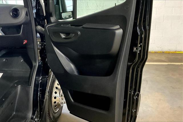 Photo of 2022 Jet Black Mercedes-Benz Sprinter 3500XD