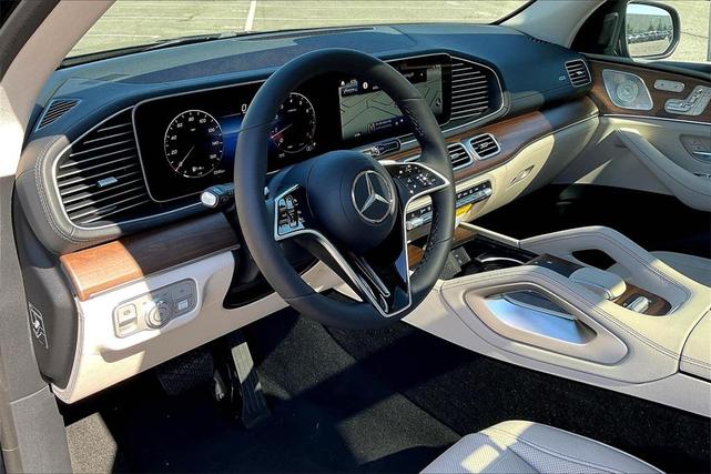 Photo of 2026 Black Mercedes-Benz GLE 450