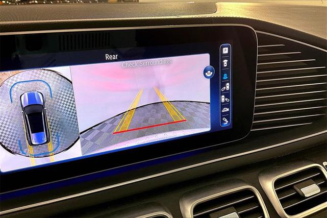 Photo of 2024 MANUFAKTUR Alpine Grey Mercedes-Benz GLS 450