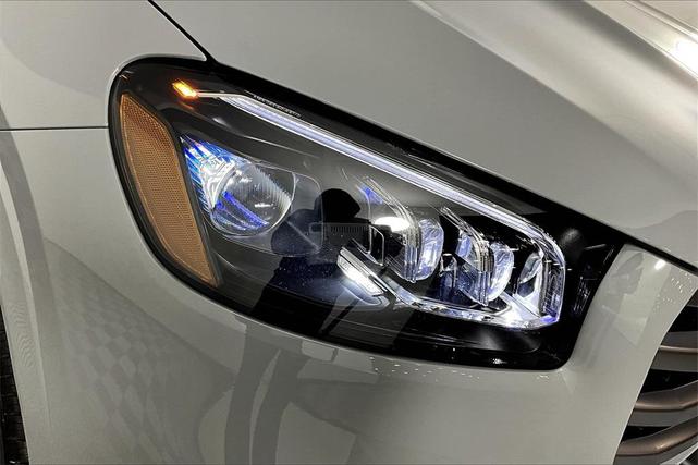 Photo of 2024 MANUFAKTUR Alpine Grey Mercedes-Benz GLS 450
