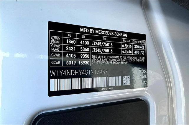Photo of 2025 Arctic White Mercedes-Benz Sprinter 2500
