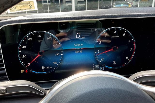 Photo of 2022 Black Mercedes-Benz GLE 350
