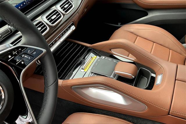 Photo of 2025 Manufaktur Moon Mercedes-Benz GLE 450e