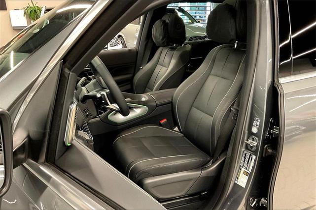 Photo of 2025 Gray Mercedes-Benz GLS 450