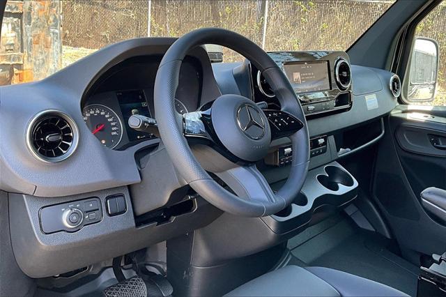 Photo of 2025  Mercedes-Benz Sprinter 2500