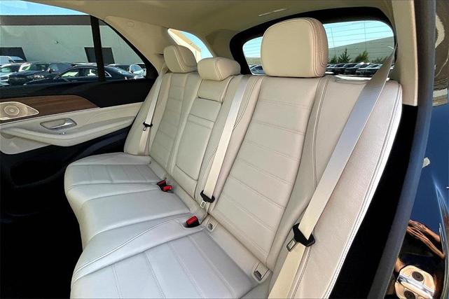 Photo of 2026 Black Mercedes-Benz GLE 450