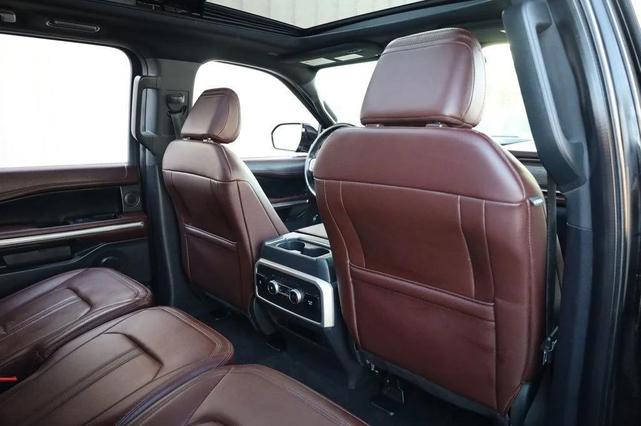 Photo of 2023 Agate Black Metallic Ford Expedition Max