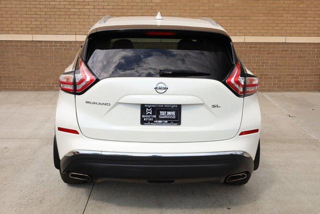 Photo of 2018 Pearl White Nissan Murano