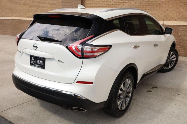 Photo of 2018 Pearl White Nissan Murano