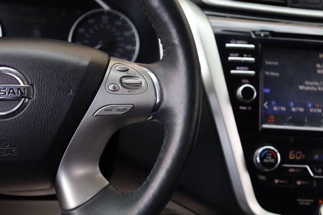 Photo of 2018 Pearl White Nissan Murano