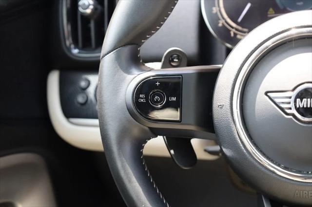 Photo of 2023 British Racing Green IV Metallic MINI Countryman