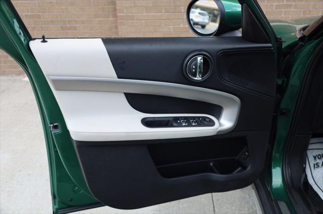 Photo of 2023 British Racing Green IV Metallic MINI Countryman