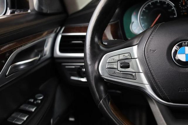 Photo of 2017 Black Sapphire Metallic BMW 750
