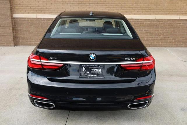 Photo of 2017 Black Sapphire Metallic BMW 750