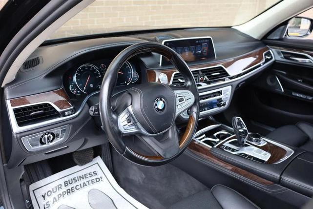 Photo of 2017 Black Sapphire Metallic BMW 750