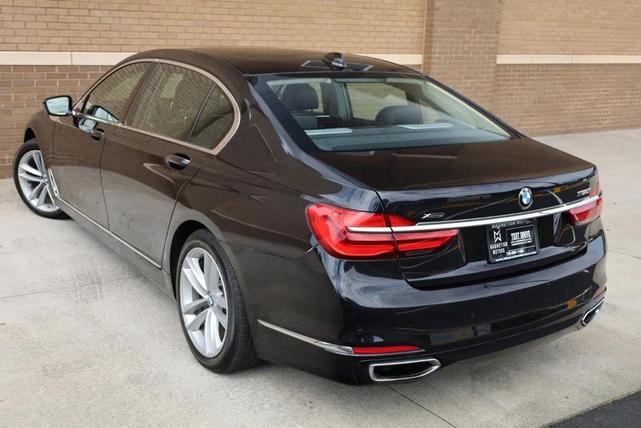 Photo of 2017 Black Sapphire Metallic BMW 750