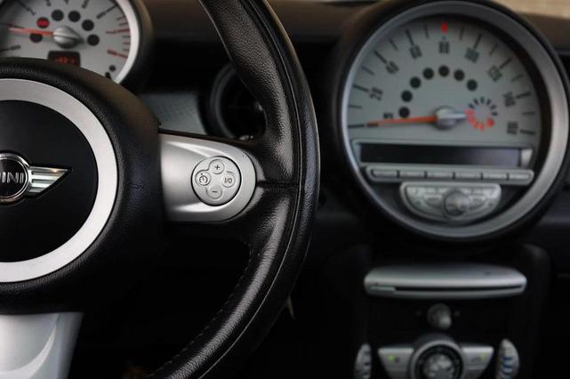 Photo of 2010 Horizon Blue Metallic MINI Cooper S