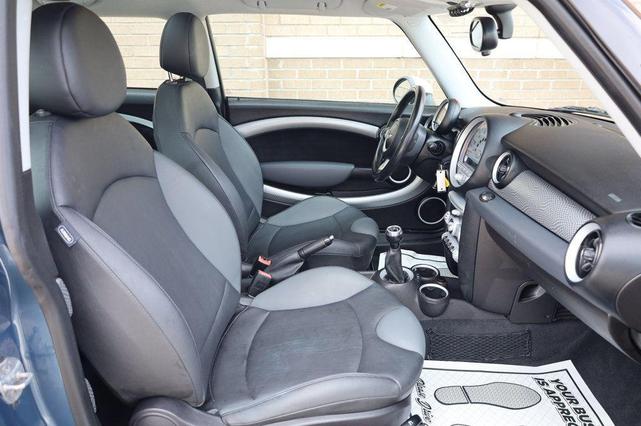 Photo of 2010 Horizon Blue Metallic MINI Cooper S