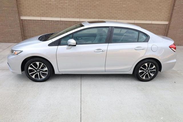 Photo of 2014 Alabaster Silver Metallic Honda Civic