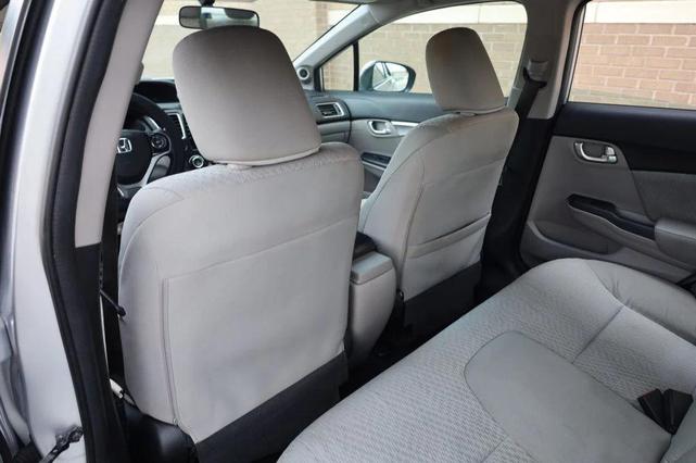 Photo of 2014 Alabaster Silver Metallic Honda Civic