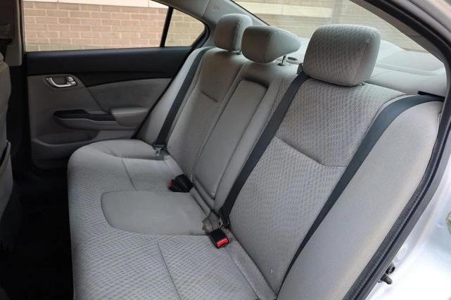 Photo of 2014 Alabaster Silver Metallic Honda Civic