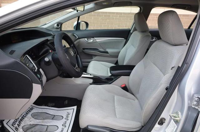Photo of 2014 Alabaster Silver Metallic Honda Civic